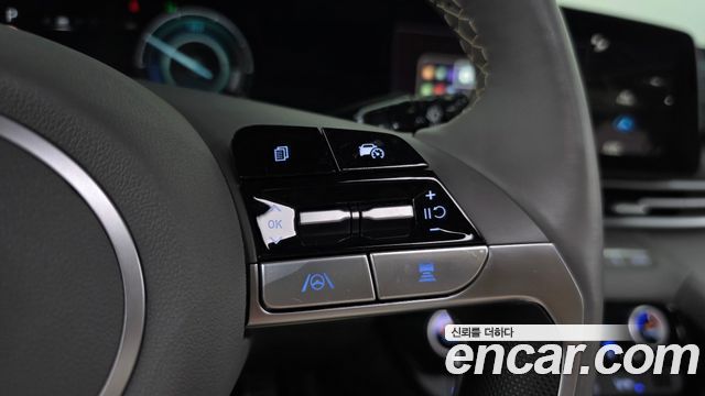 Hyundai AVANTE 2025 — photo 31