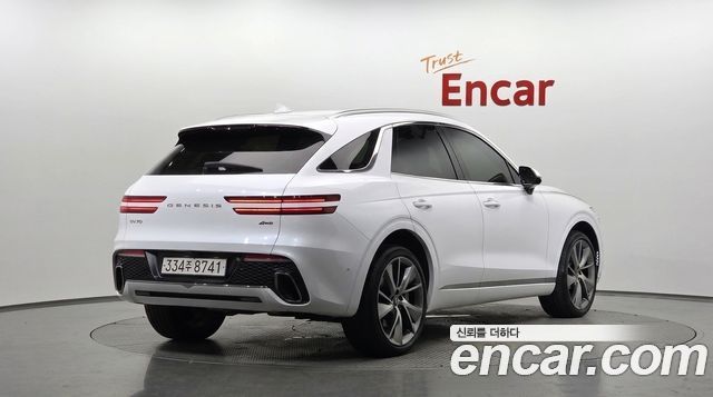Genesis GV70 2023 — photo 2