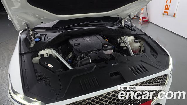 Genesis GV70 2023 — photo 6
