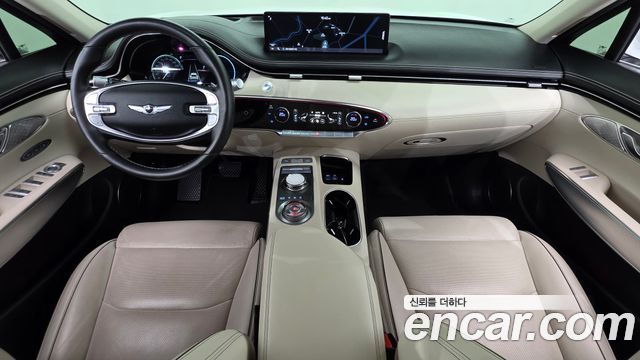 Genesis GV70 2023 — photo 10