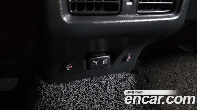 Toyota Camry 2019 — photo 19
