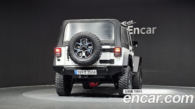 Jeep Wrangler 2017 — photo 4