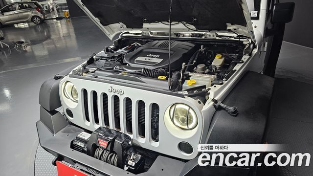 Jeep Wrangler 2017 — photo 6