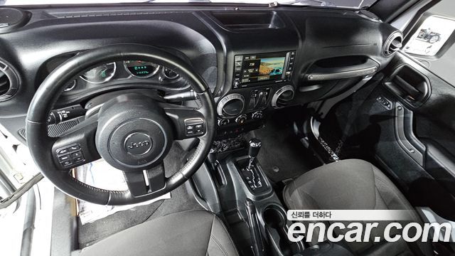 Jeep Wrangler 2017 — photo 7