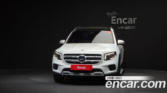 Mercedes-Benz GLB-Class 2021 — photo 3