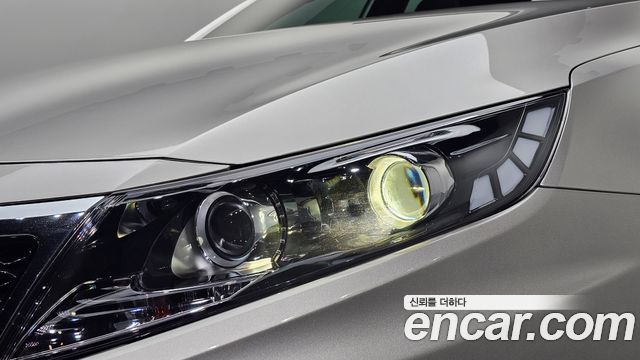 Kia K5 2013 — photo 8