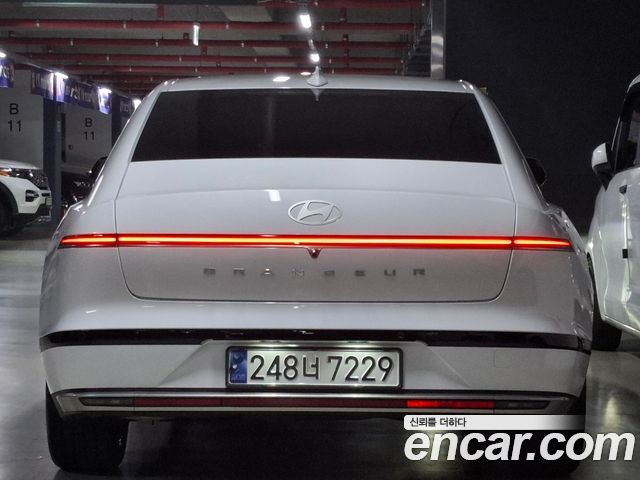 Hyundai Grandeur 2025 — photo 4