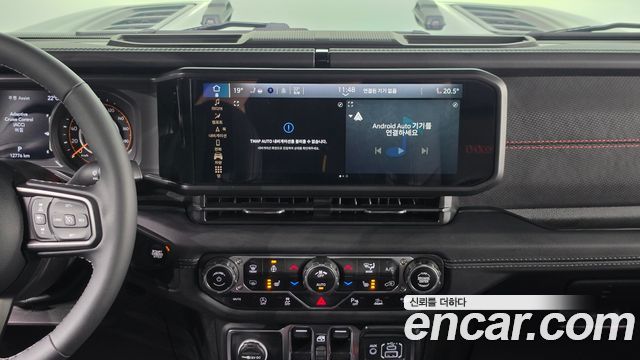 Jeep Gladiator 2025 — photo 14