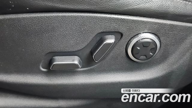Genesis GV70 2024 — photo 20