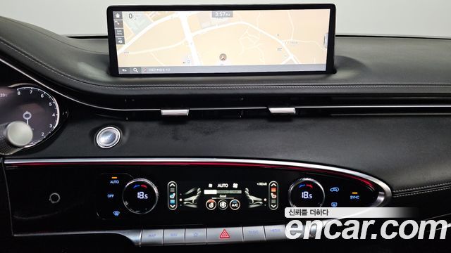 Genesis GV70 2024 — photo 25