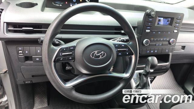 Hyundai Staria 2022 — photo 18