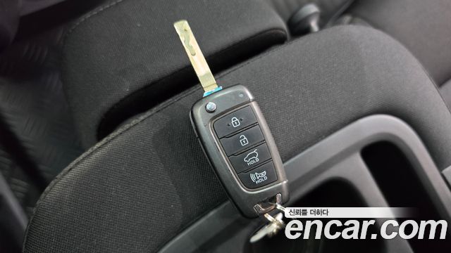 Hyundai Staria 2022 — photo 25