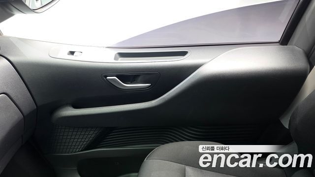 Hyundai Staria 2022 — photo 15