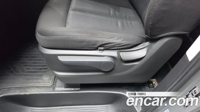 Hyundai Staria 2022 — photo 30