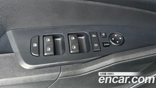 Kia Sportage 2023 — photo 18