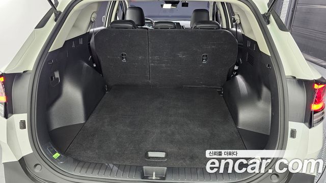 Kia Sportage 2023 — photo 28