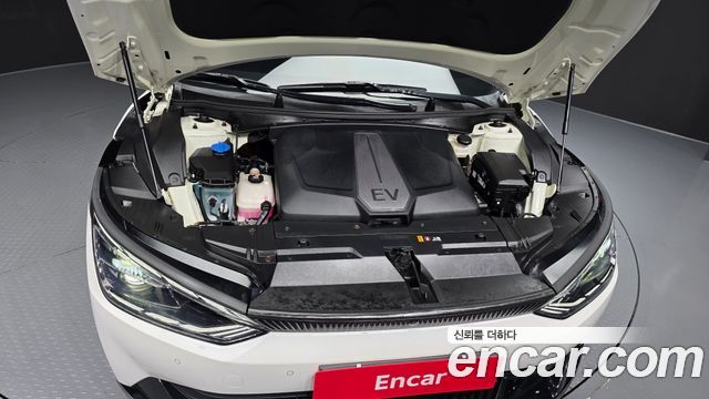 Kia EV6 2022 — photo 6