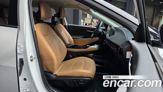 Kia EV6 2022 — photo 17