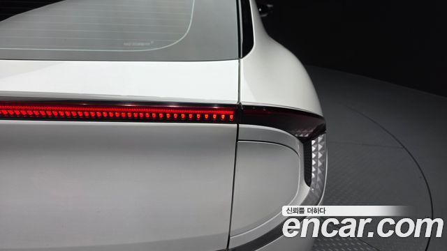 Kia EV6 2022 — photo 9