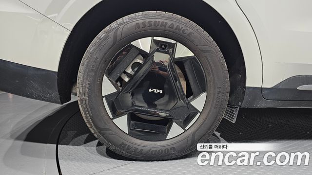 Kia Canival 2025 — photo 5