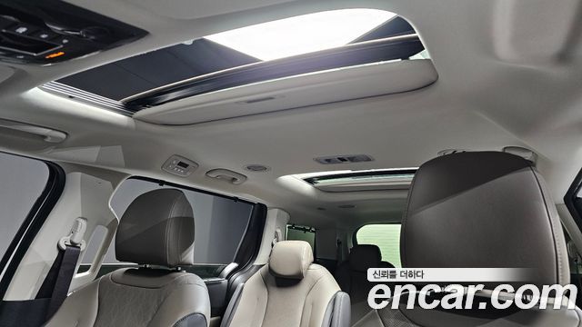 Kia Canival 2025 — photo 23