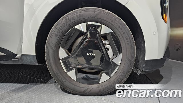Kia Canival 2025 — photo 7