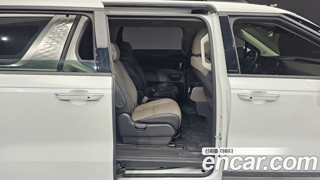 Kia Canival 2025 — photo 31