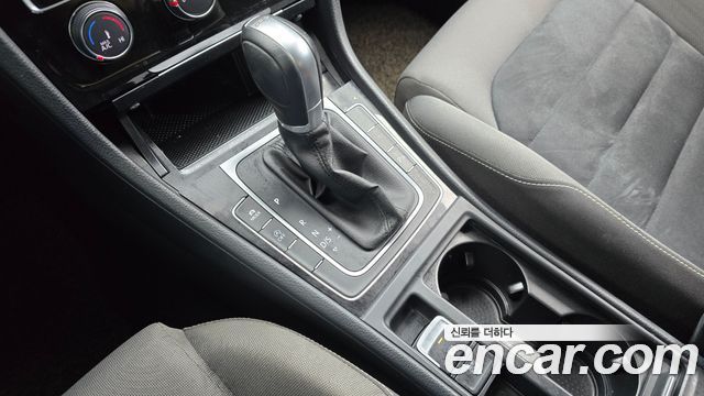 Volkswagen Golf 2015 — photo 9