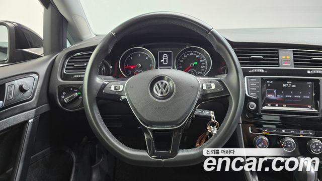 Volkswagen Golf 2015 — photo 12