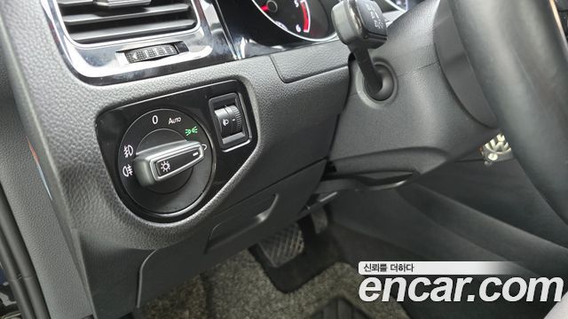 Volkswagen Golf 2015 — photo 19