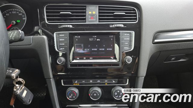 Volkswagen Golf 2015 — photo 20