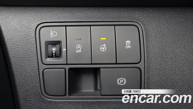 Hyundai Staria 2022 — photo 18