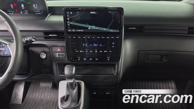 Hyundai Staria 2022 — photo 22