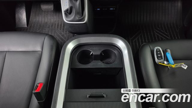 Hyundai Staria 2022 — photo 26