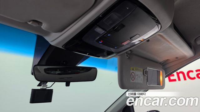 Hyundai Staria 2022 — photo 28