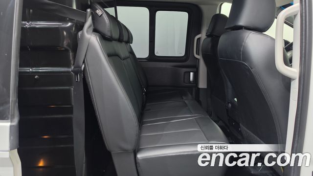 Hyundai Staria 2022 — photo 30