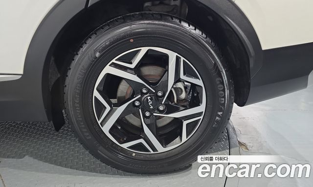 Kia Sportage 2023 — photo 7