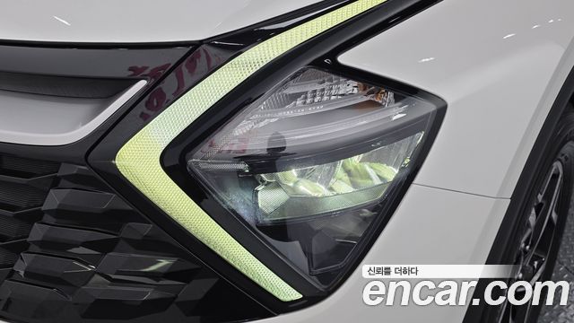 Kia Sportage 2023 — photo 8