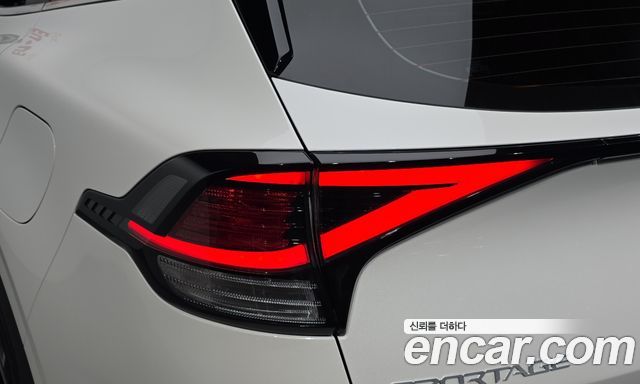 Kia Sportage 2023 — photo 9