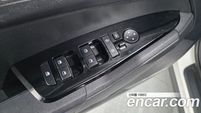 Kia Sportage 2023 — photo 30