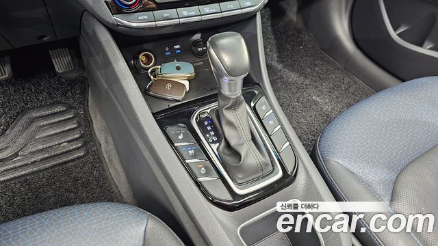 Hyundai Ioniq 2018 — photo 9