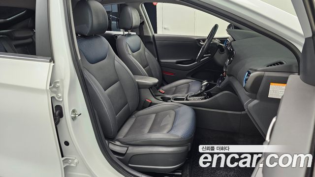 Hyundai Ioniq 2018 — photo 12