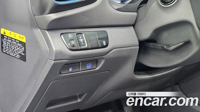 Hyundai Ioniq 2018 — photo 16