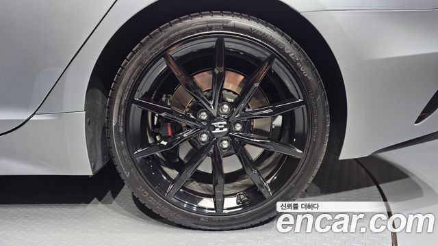 Kia Stinger 2023 — photo 7