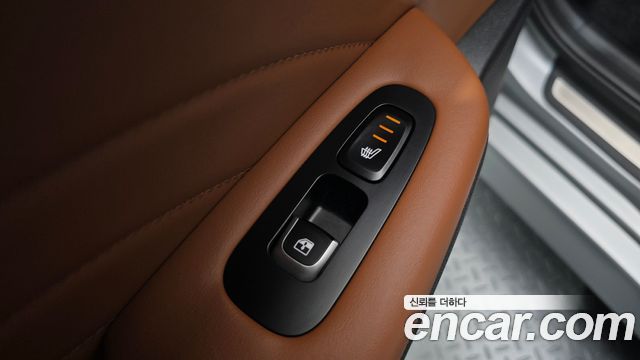 Kia Stinger 2023 — photo 31