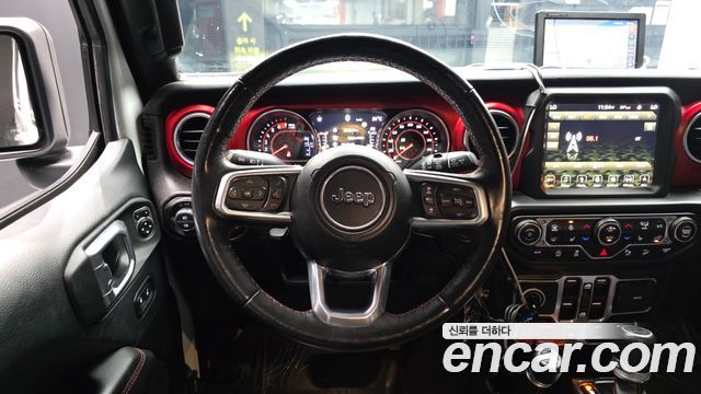 Jeep Wrangler 2019 — photo 13