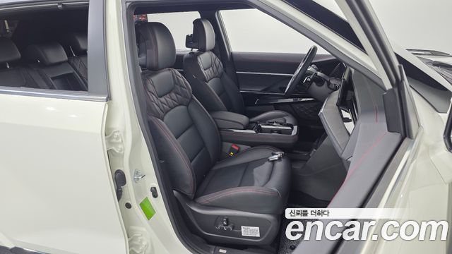 KG Mobility Actyon 2025 — photo 16