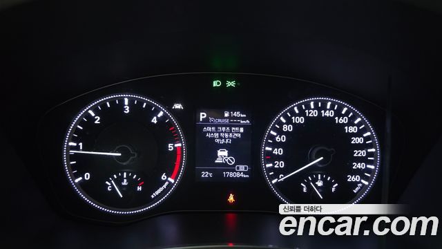 Hyundai Santafe 2019 — photo 11