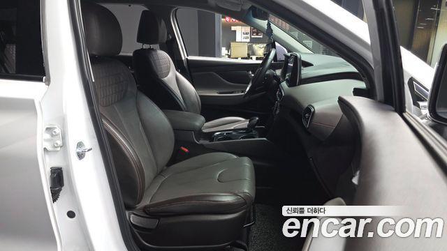 Hyundai Santafe 2019 — photo 17
