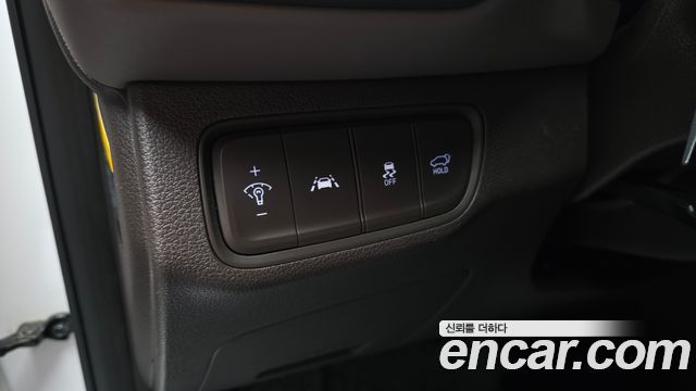 Hyundai Santafe 2019 — photo 24